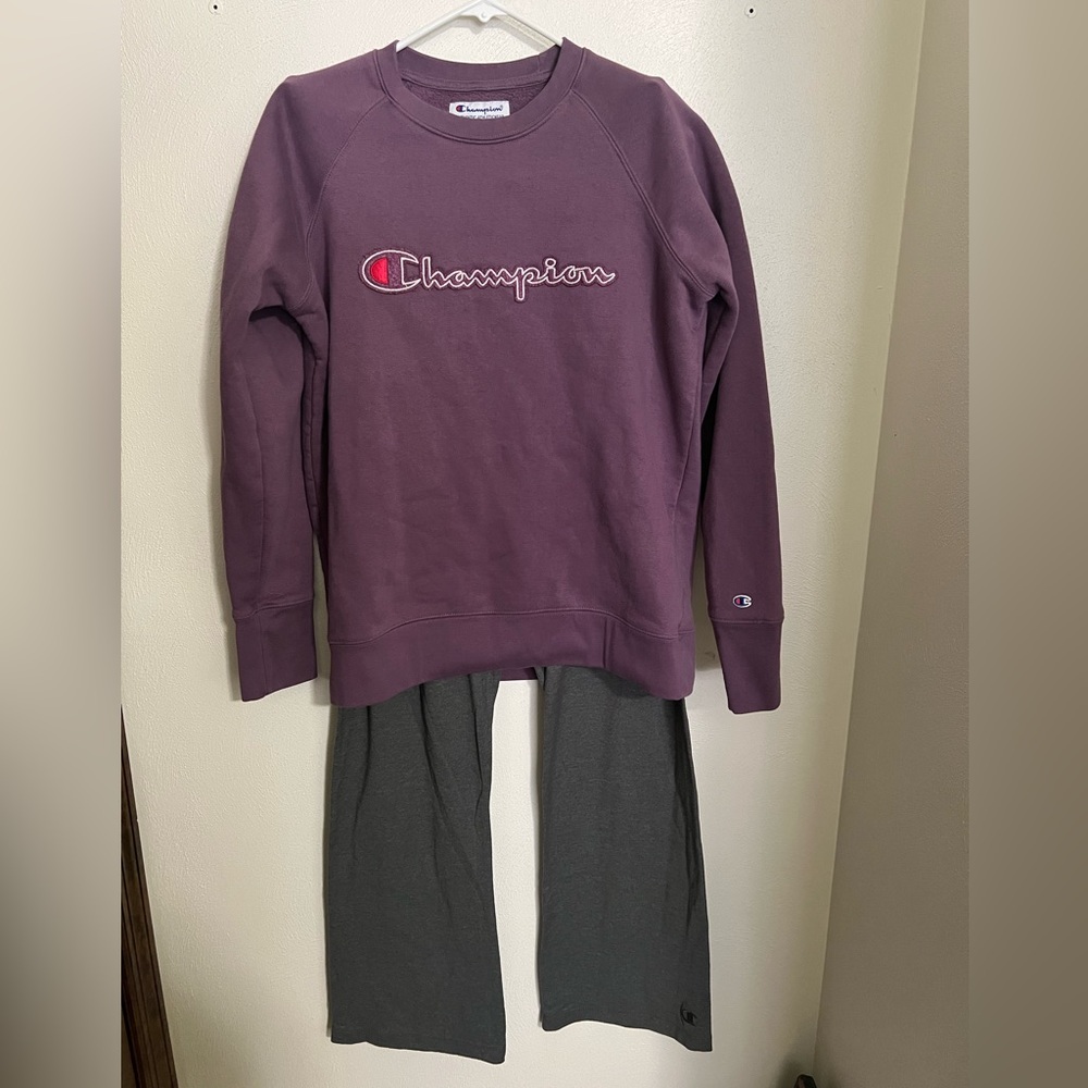CHAMPION *2 Pc‎ Set* Purple Logo Crewneck and Grey Wide Leg Sweatpants Wms Sz M